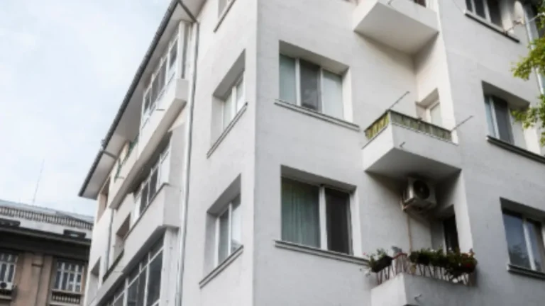 10245-housing-units-launched-in-delhi-ncr-in-q3-2025-87-of-them-are-in-gurugram